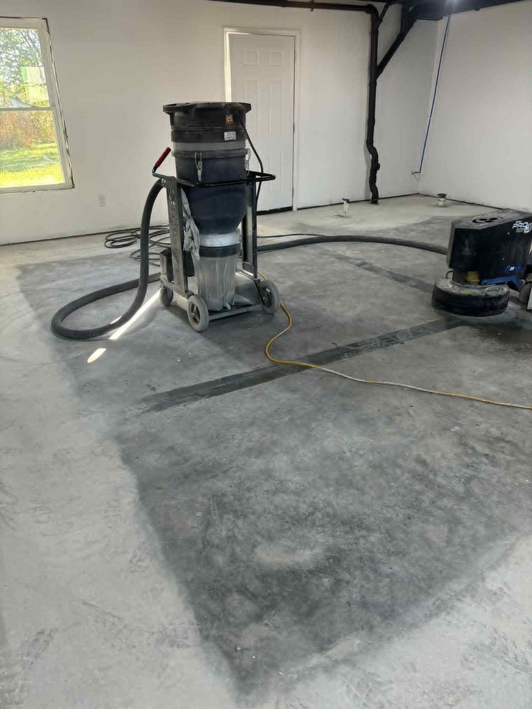 Grey Flake · Shop Finished Kansas City, MO by HH Next-Level Epoxy