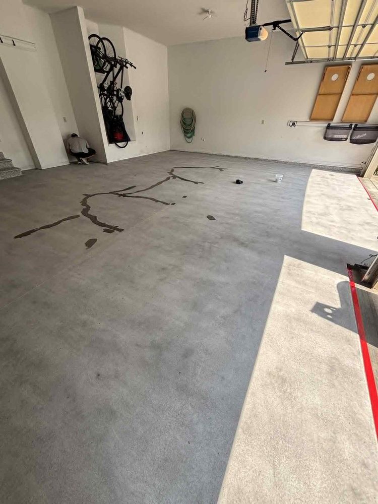 Grey Medium Shop Floor Kansas City, MO by HH Next-Level Epoxy
