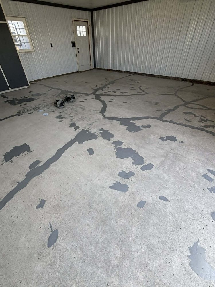 Light Grey · Medium Garage Kansas City, MO by HH Next-Level Epoxy