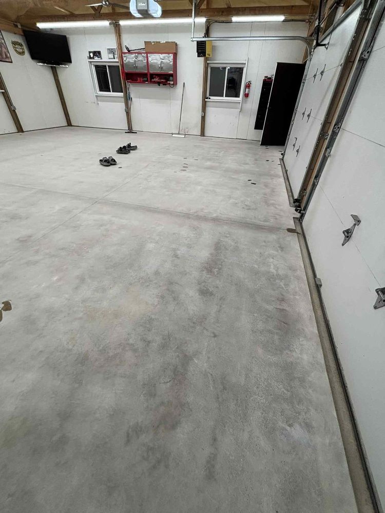 Light Grey Solid · Garage Kansas City, MO by HH Next-Level Epoxy