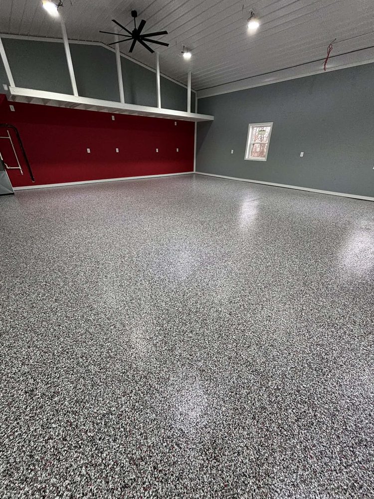 Grey Flake · Close-Up Detail Kansas City, MO by HH Next-Level Epoxy