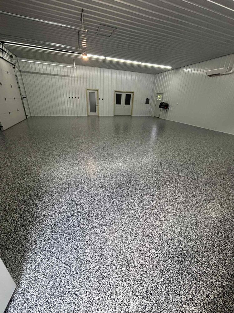 Medium Grey Flake · Garage Kansas City, MO by HH Next-Level Epoxy
