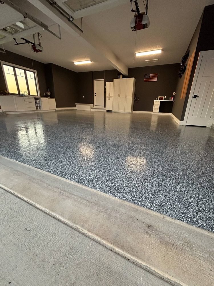 Tan Beige Flake System Kansas City, MO by HH Next-Level Epoxy