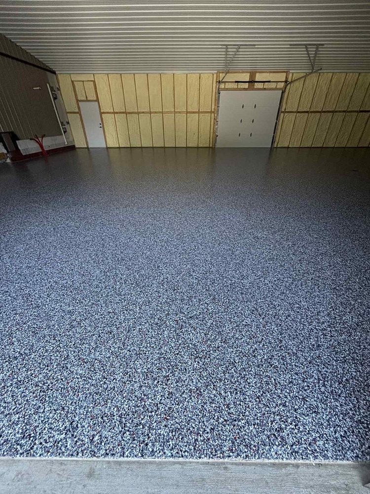 White Flake · Large Room Kansas City, MO by HH Next-Level Epoxy